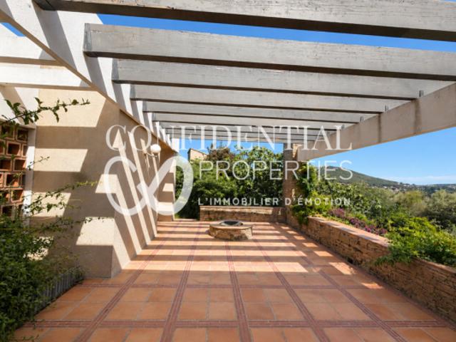 Villa d'architecte avec vue mer, proche plage des Lones 83140 SIX FOURS LES PLAGES