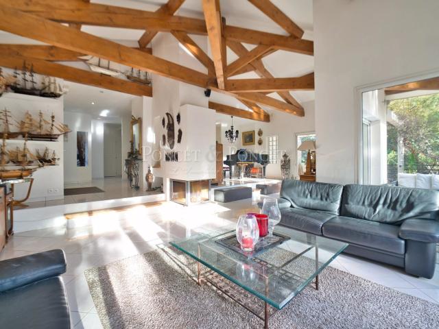 Villa d'Architecte de 254 m² 254m² Saint Jean de Védas