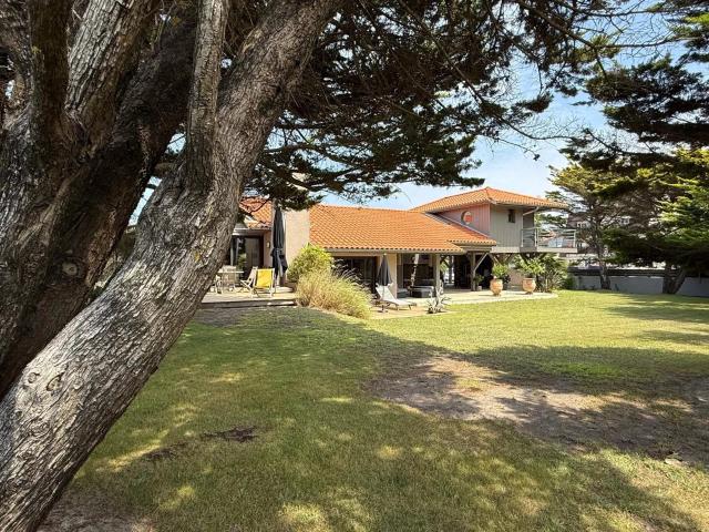 Hossegor – Villa d’Architecte à 50 m de la Dune et de la Plage
