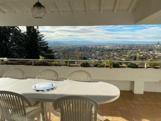 Villa d'architecte haut de gamme avec vue panomarique sur la. 130m² Carcassonne