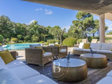 Lecci, Corse-du-Sud, Corse - Terrasse, Cuisine équipée