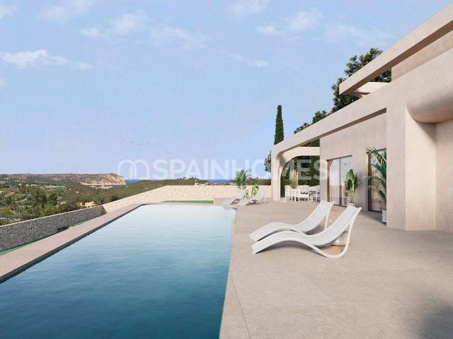 Villa de 4 Dormitorios con Piscina y Comodidades en Jávea