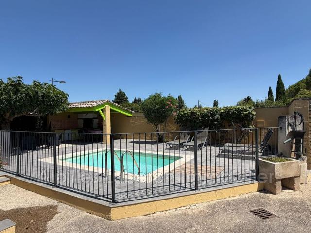 Villa de 4 pièces de luxe en location Mollégès, France