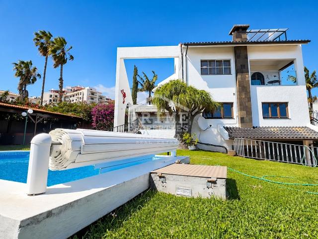 Villa de 4 quartos em Caniço Santa Cruz 420m² Caniço