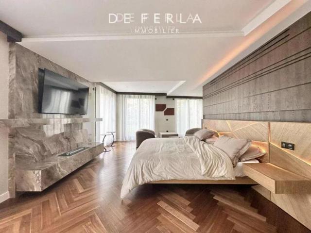 Villa de 560 m² Sèvres Piscine Jardin