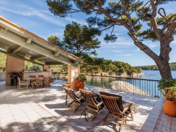 Villa de 5 chambres de luxe en vente Hyères, Provence Alpes Côte d'Azur