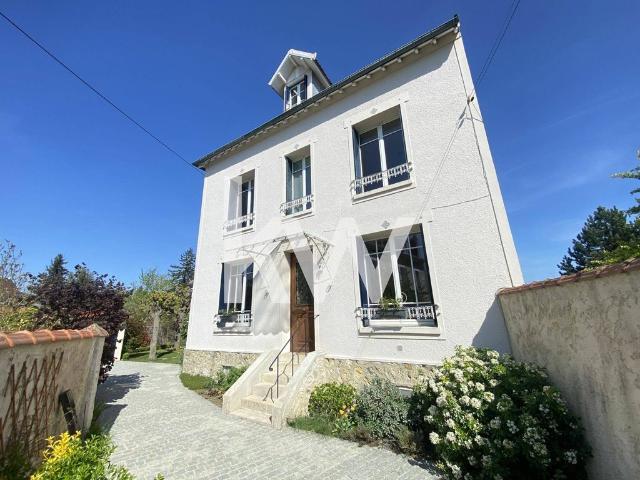 Villa de 5 chambres de luxe en vente Pontoise, France