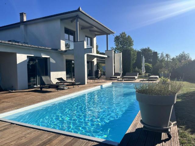 Villa de 5 pièces de luxe en vente Villeneuve de Rivière, France
