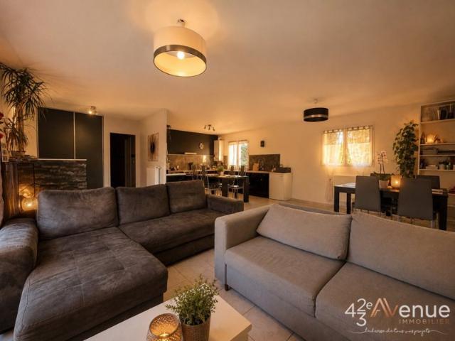 VILLA DE 6 PIÃ?CES