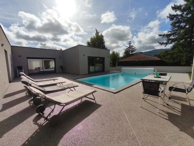 VILLA DE 6 PIÃ?CES