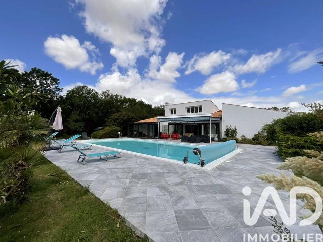 Villa de 6 pièces de luxe en vente Sainte Soulle, Nouvelle Aquitaine