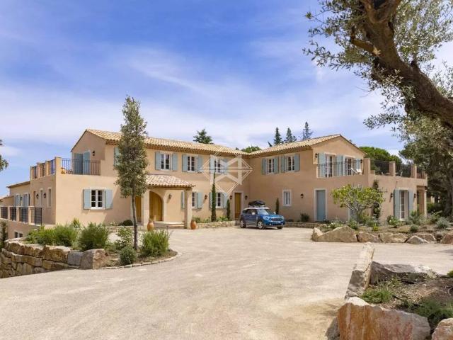 Villa de 7 chambres de luxe en location La Croix Valmer, France