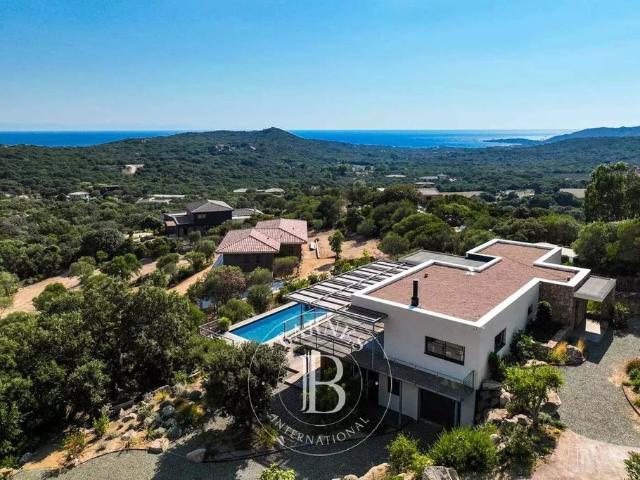Villa de 7 pièces de luxe en location Pianottoli Caldarello, Corse