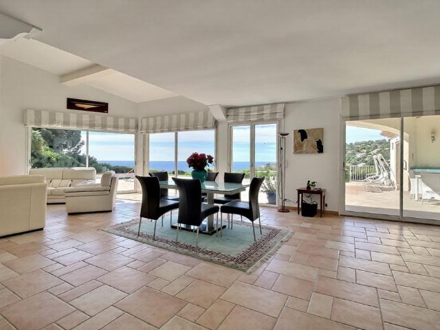 Villa de 7 pièces de luxe en vente Cavalaire sur Mer, France