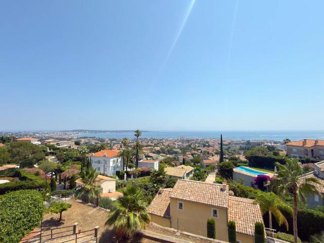 Villa de 7 pièces de luxe en vente Golfe Juan, France