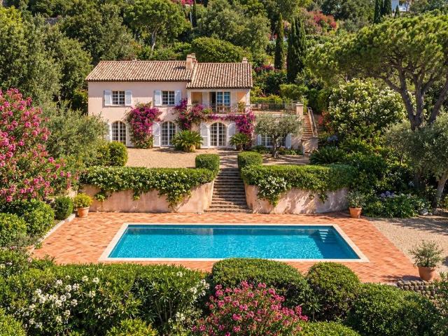 Villa de 7 pièces de luxe en vente Rayol Canadel sur Mer, Provence Alpes Côte d'Azur
