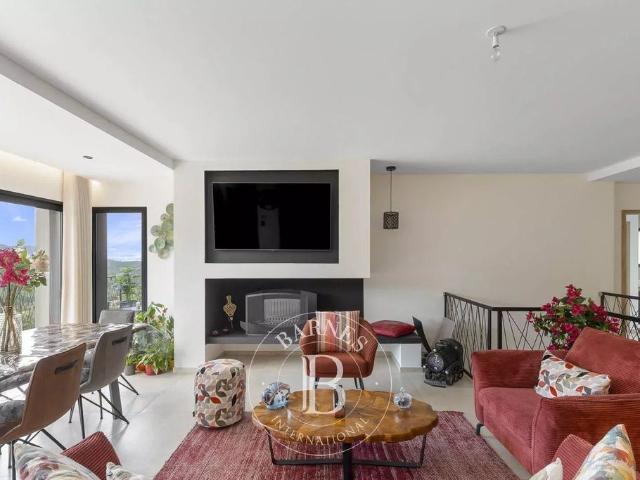 Villa de 7 pièces de luxe en vente Sainte Lucie de Porto Vecchio, France
