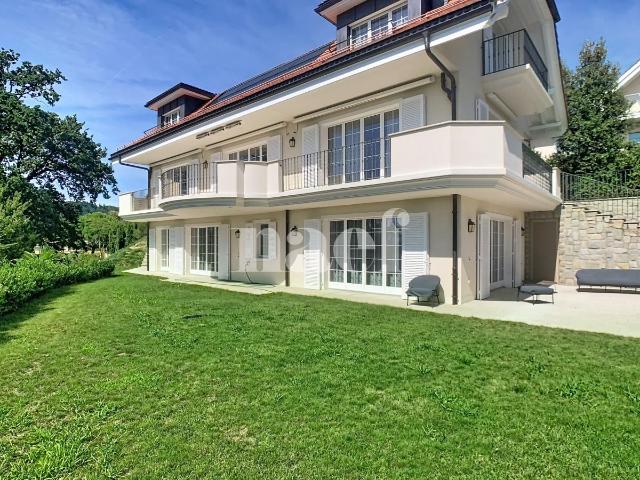 Villa de 7.5 pièces avec vue imprenable sur le lac