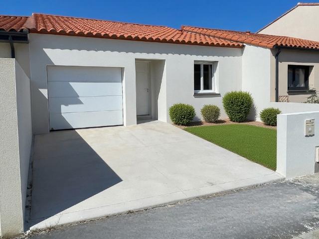 Villa de 80m2 sur un terrain de 399m2 à Pollestres