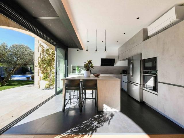 Villa de 10 pièces de luxe en vente Uzès, France