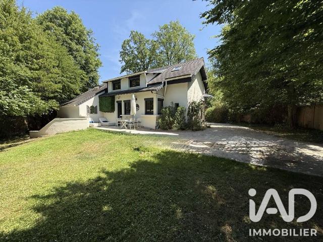 Villa de 10 pièces de luxe en vente Bois le Roi, France