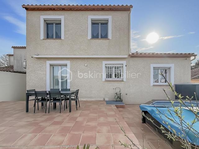 VILLA DE 112M2 AVEC PISCINE ET GARAGE À MONTPELLIER OVALIE / BAGATELLE