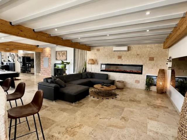 Villa de 12 pièces de 650 m² à Saint Nexans
