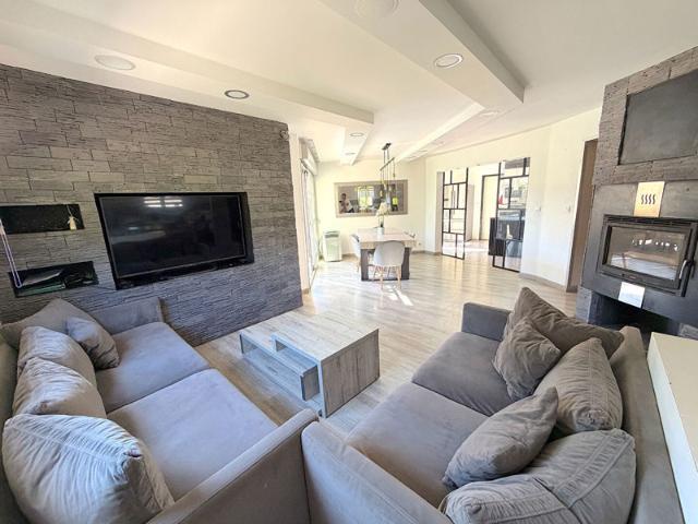 Villa de 156 m² sur 4 000 m² de terrain