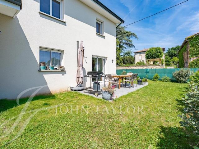 Villa de 2021, 3 chambres, au sud de Vienne 104m² Vienne