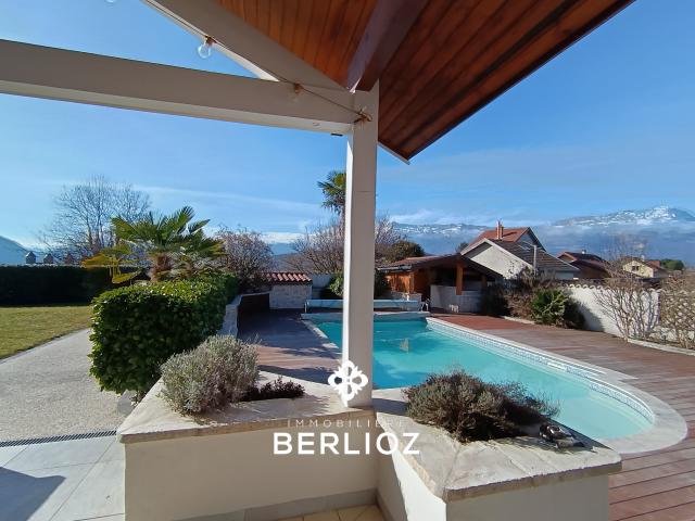Villa de 270 m2 à vendre à Haute Jarrie