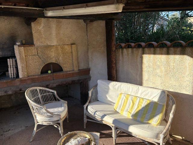 Villa de type 3 à Saint Savournin disponible le 1 novembre.E