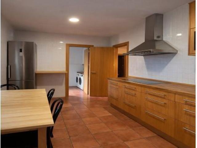 Villa de Autor en Navalafuente | Piedra y Madera | Bosque Privado 1.650m2 | Sierra Norte