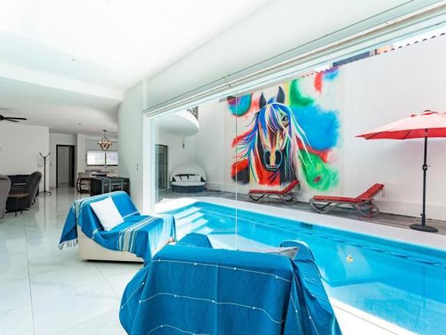 VILLA CABALLOS