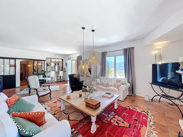 Villa De Caractère Sospel 204m² Sospel