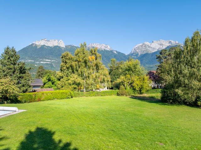 Villa de caractère proche lac