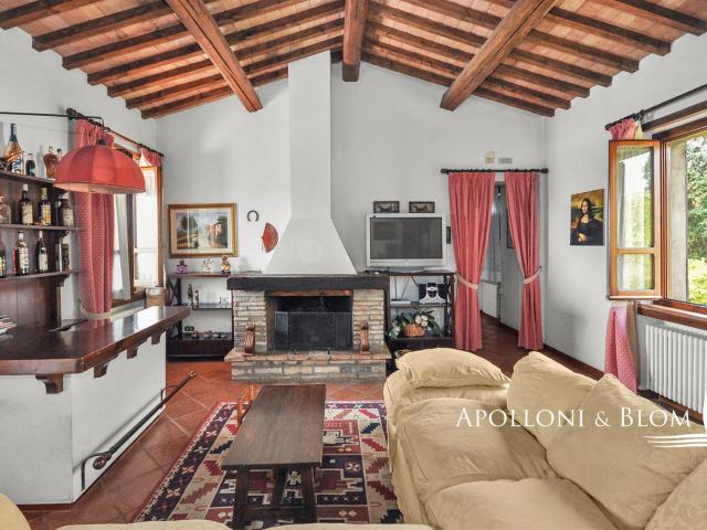 Villa De' Cavalieri con piscina, Perugia Umbria 524m² Perugia
