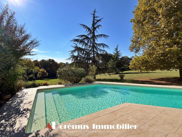 Villa De Charme Au Cœur D’Un Parc De 2 Hectares 140m² Bouliac
