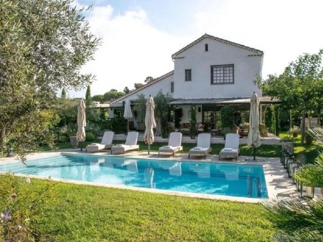 VILLA DE CHARME AU CAP D'ANTIBES