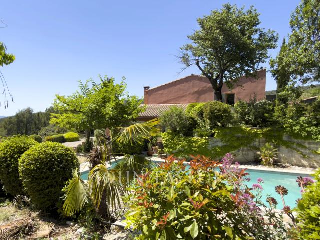 Villa de charme, vue ouverte et dégagée 13260 CASSIS