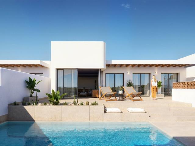 Villa de estilo ibicenco de planta baja 187m² Alicante