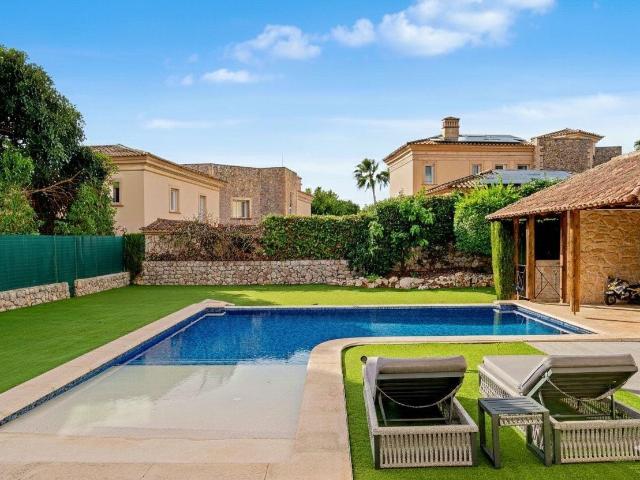 Villa de Lujo Moderna con Ascensor y Calefacción por Suelo R. 452m² Santa Ponça