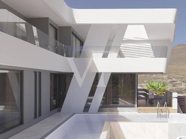 Villa de lujo moderna con piscina, ascensor y gimnasio en Roque del Conde