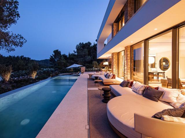 Villa de lujo nueva construcción cerca del campo de golf, ur. 528m² Santa