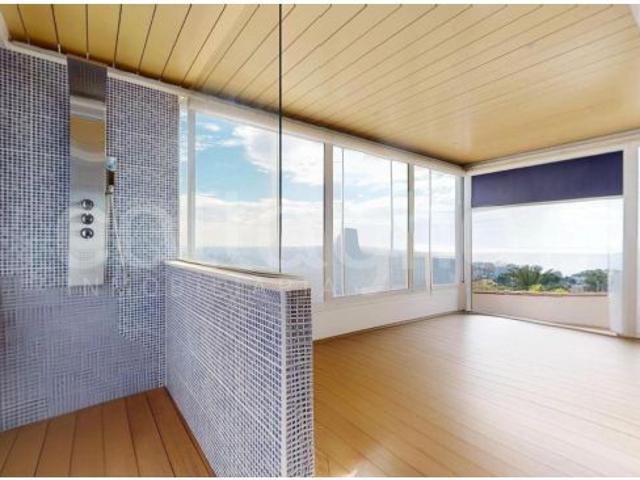 Villa de lujo con cine privado, spa y energía solar en Calpe – Zona Les Cucarres