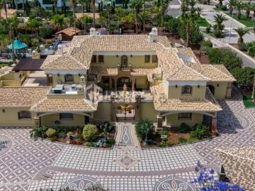 Villa de lujo con gran finca privada en La Caleta – Exclusiv. 788m² Adeje