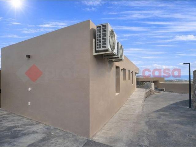 Villa de lujo de nueva construcción en Salobre Golf
