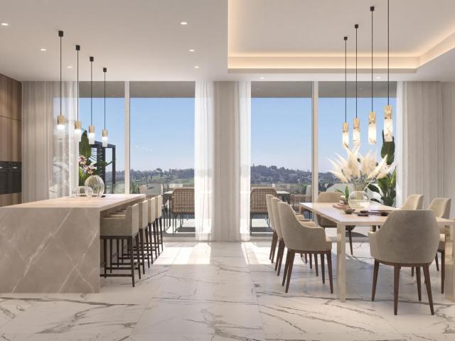 VILLA DE LUJO DE OBRA NUEVA CON VISTAS AL MAR EN EL PARAISO. 1038m² Benahavís
