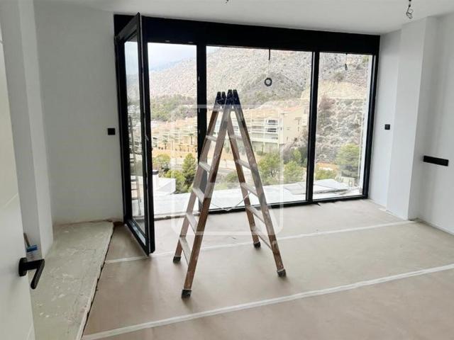 Villa de lujo de obra nueva en venta en Sierra de Altea, sit. 390m² Altea