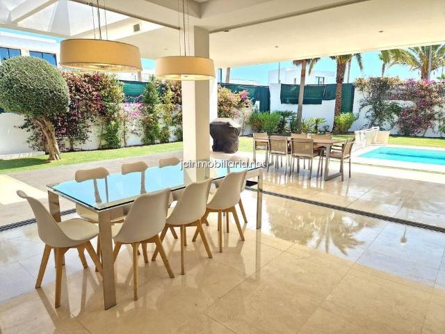 Villa de Lujo en Marbella, Golf Rio Real, alquiler