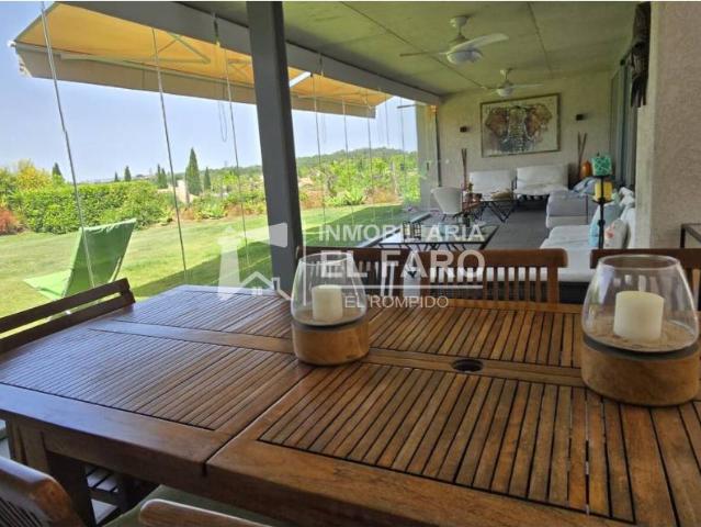 VILLA DE LUJO EN EL ROMPIDO